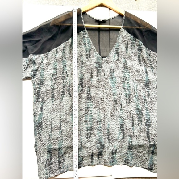 EILEEN FISHER silk top Charcoal Gray Lace Printed Silk Crepe Chine blouse shirt - Picture 8 of 10